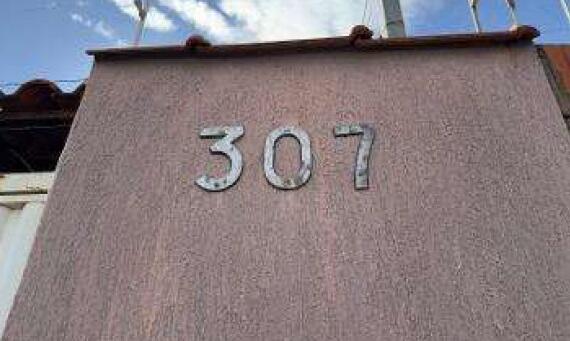 Casa em São Sebastião do Paraíso, Loteamento Residencial Morumbi, Rua Dr. Quinzinho, 307 Loteamento Residencial Morumbi, MG. Área: 69.39m2 - imagem 0
