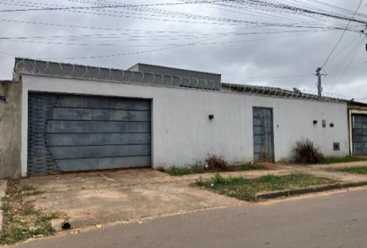 Casa em Senador Canedo, Setor Monte Azul, Av. Tiradentes, S/nº (lt. 24 Da Qd. 21) Setor Monte Azul, GO. Área: 159.14m2