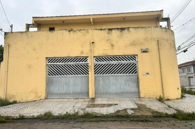 Casa em São Vicente, Bairro Cidade Náutica, Rua Alice Machado De Azevedo, 221 Bairro Cidade Náutica, SP. Área: 177.88m2