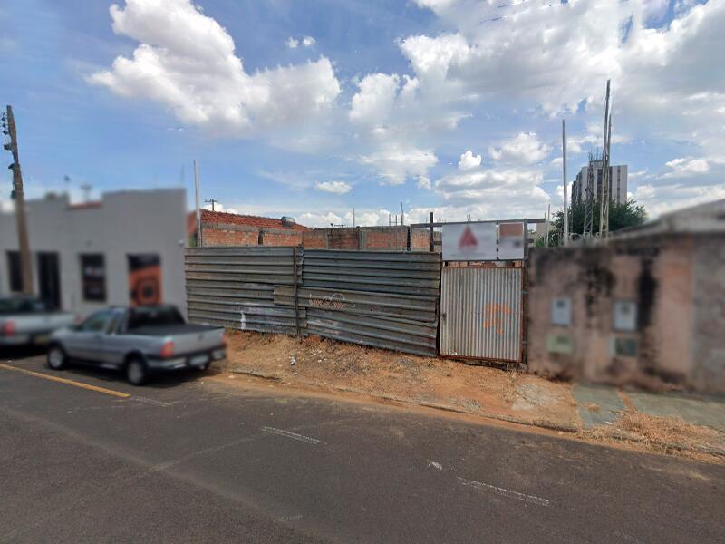 Terreno em Franca, Vila Santos Dumont, Rua Cavalheiro Petráglia, 385 Vila Santos Dumont, SP. Área: 385.4m2