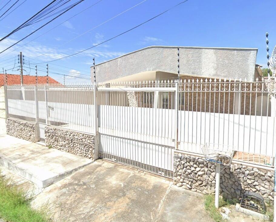 Casa em Cuiabá, Cidade Alta, Rua Massuo Toyotomi, 985  Cidade Alta, MT. Área: 245m2 - imagem 0