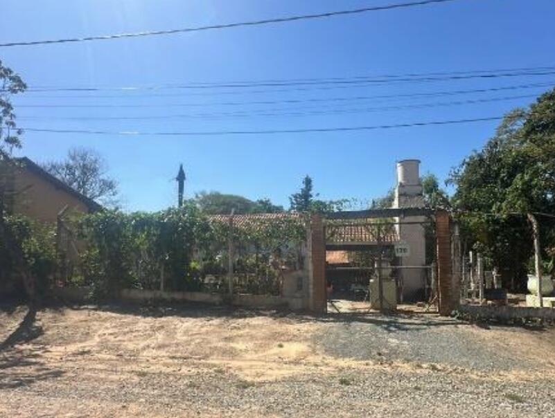 Casa em Boituva, Bairro Jd. Valparaíso,  Alameda Das Araras, 170 Bairro Jd. Valparaíso, SP. Área: 520.75m2