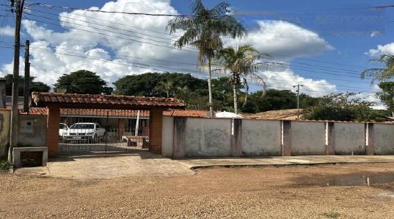 Casa - Avaré/SP - Rua Taquari (antiga Rua 70), nº 1.091  Bairro Costa Azul III