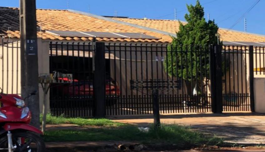 Casa em Maringá, Jardim Itália, Rua Joäo Domingues Valadares, 51, Jardim Itália, PR. Área: 166.8m2