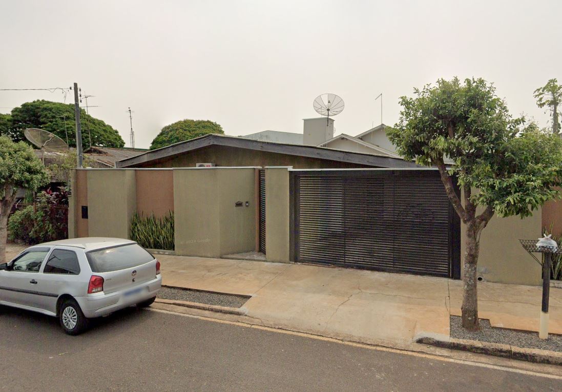 Casa em Mandaguari, Centro, Travessa Professor João Candido Ferreira, 1248, Centro, PR. Área: 60m2