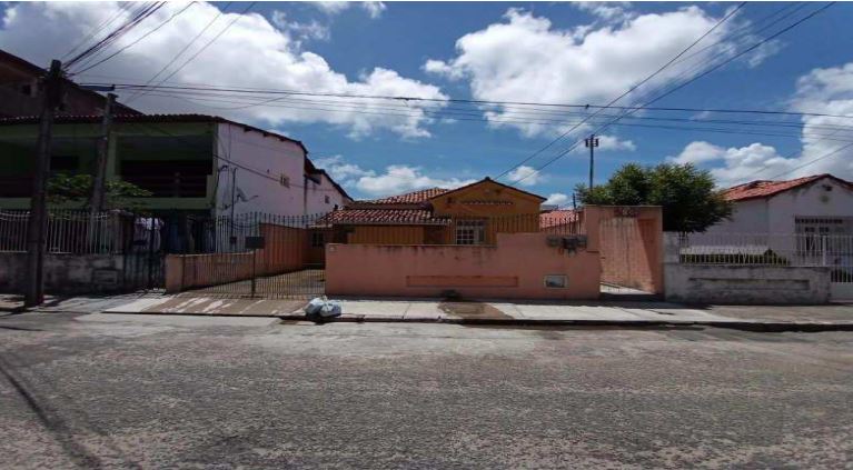 Casa em Fortaleza, Centro, Rua Pero Coelho, 954, Centro, CE. Área: 295.82m2