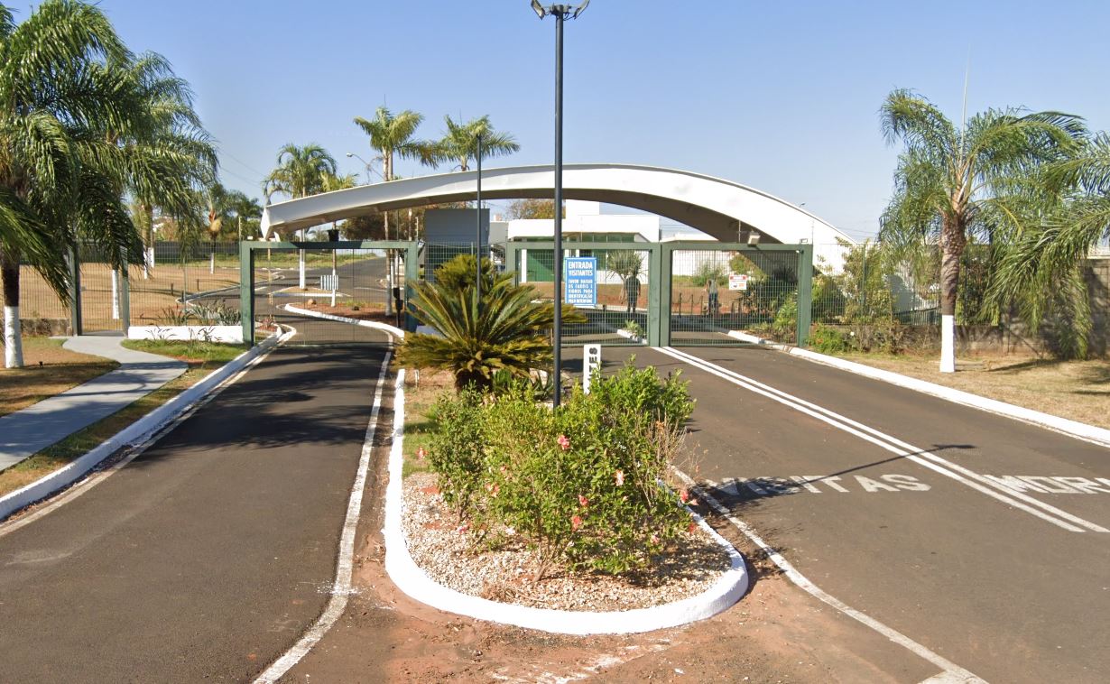 Terreno em Mirassol, Parque Nascente Do São José, Rua Mario Bassi, Lt. 21 Da Qd. "a", Parque Nascente Do São José, SP. Área: 450m2
