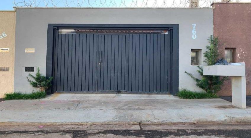 Casa em Ituiutaba, Cidade Jardim, Rua Girassol, 760, Cidade Jardim, MG. Área: 60.33m2