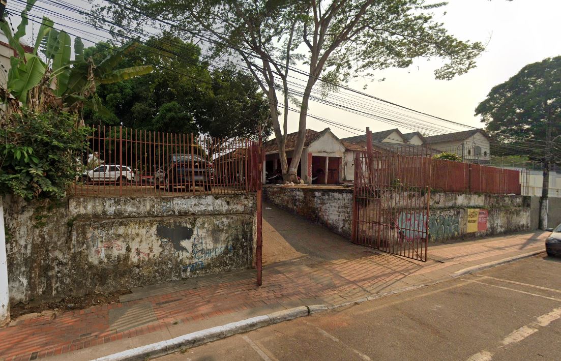 Casa em Rio Branco, Centro, Avenida Brasil, 21, Centro, AC. Área: 459m2