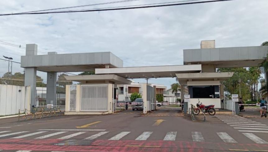 Casa em Cianorte, Conjunto Century Park, Rua Mississipi, 171, Conjunto Century Park, PR. Área: 491.51m2