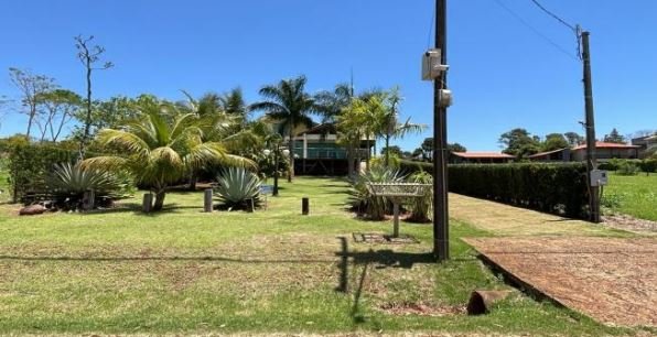 Casa em Londrina, Gleba Fazenda Palhano, Rua Do Lago, 385, Porto Das Águas, Porecatu, Pr E Rua Eurico Hummig, 107, Gleba Fazenda Palhano, PR. Área: 165.8666m2