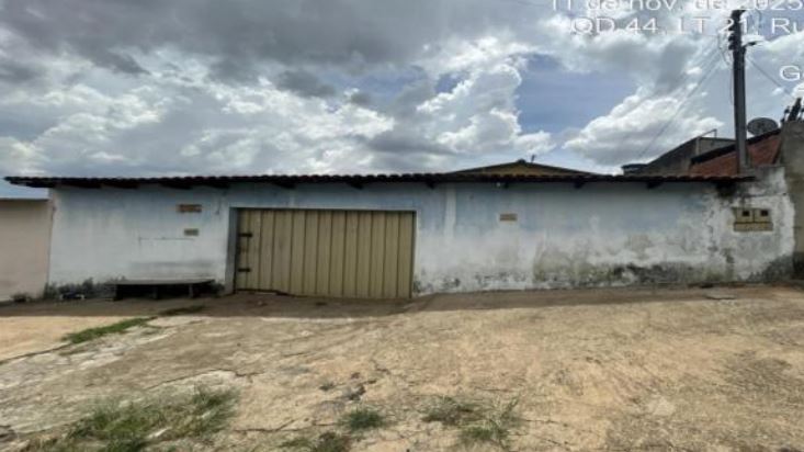 Casa em Goiânia, Vila João Vaz, Avenida Curitiba, Lt 7-a Da Qd. 43, Vila João Vaz, GO. Área: 128m2