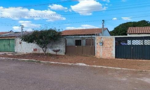 Casa em Cocalzinho de Goiás, Lot. Girassol Residencial, Avenida A, Lt. 34 Da Qd. 27, Lot. Girassol Residencial, GO. Área: 47.5m2
