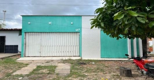 Casa em Bela Vista do Maranhão, Centro, Rua Do Comércio, 167, Centro, MA. Área: 355.61m2