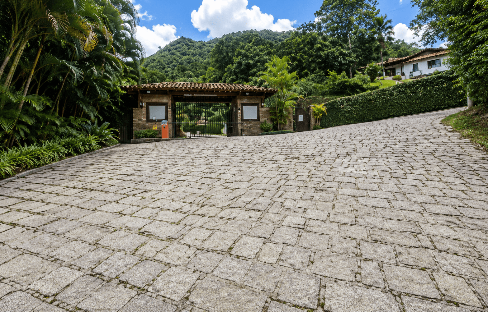 Casa - Petrópolis/RJ - Rua VIII, 475, Itaipava