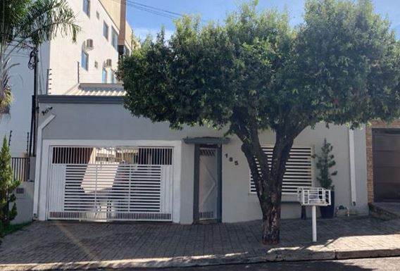 Casa em Vila Aurora I