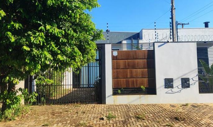 Casa em Jardim Grécia