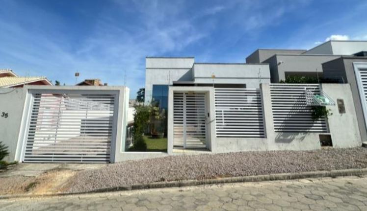 Casa em Morro da Fumaça, Barracão, Rua Mário Bertan , 35 Lt 06 da Qd A - Barracão, SC. Área: 91.94m2