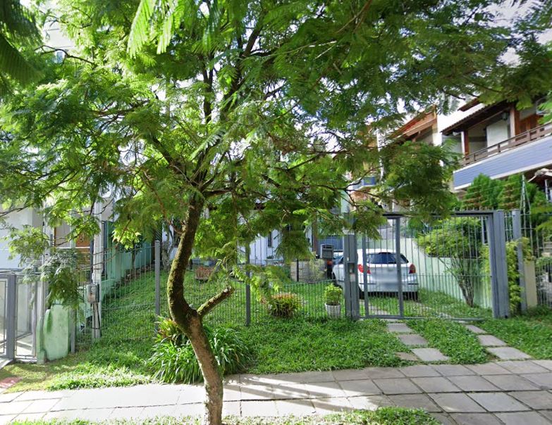 Casa em Porto Alegre, Cristal, Rua Jaguari , 902 - Cristal, RS. Área: 223.07m2