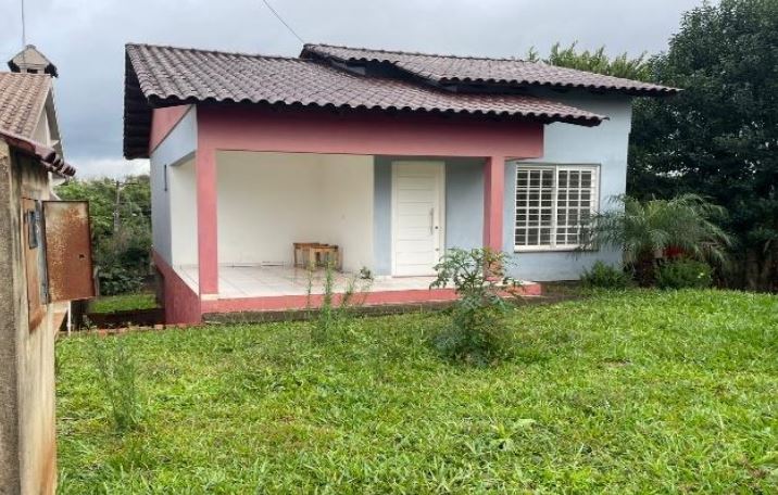 Casa em Entre - Ijuis , Centro, Rua José Pizzolotto , 45 Lt 21 da Qd 11 - Centro, RS. Área: 55.24m2 - imagem 0