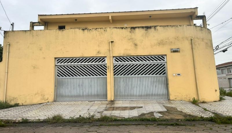 Casa em São Vicente, Cidade Náutica, Rua Alice Machado de Azevedo , 221 - Cidade Náutica, SP. Área: 177.88m2