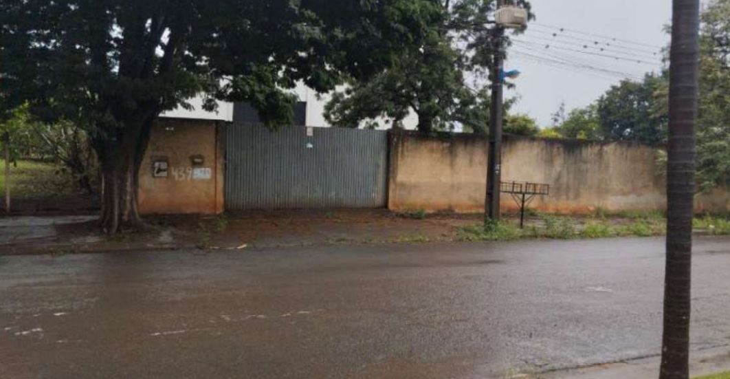 Comercial em Maringá, Distrito Industrial Ii, Rua Izaura Gamba Vitorino , 439 Lt 14 da Qd 15 - Distrito Industrial Ii, PR. Área: 455.7m2