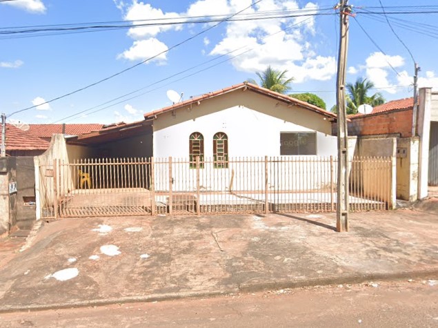 Casa em Ituiutaba, Vila Brasil, Av. Tiradentes , 541 Lt 04 da Qd 10 - Vila Brasil, MG. Área: 110.71m2