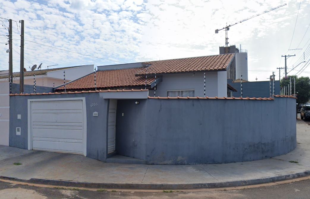 Casa em Araraquara, Res. Cambuy, Rua Cândido de Prince , 128 Lt 10 da Qd 16 - Res. Cambuy, SP. Área: 102.49m2 - imagem 0