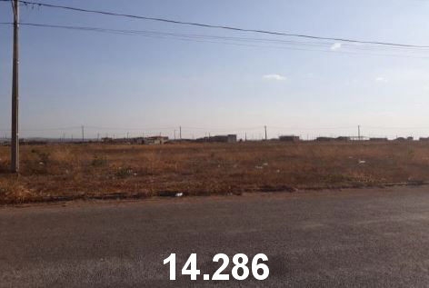 Terreno em Luís Eduardo Magalhães, Loteamento 90 Comercial, Rua Mimoso do Oeste Lt 04- Qd 03 - Loteamento 90 Comercial, BA. Área: 2000m2