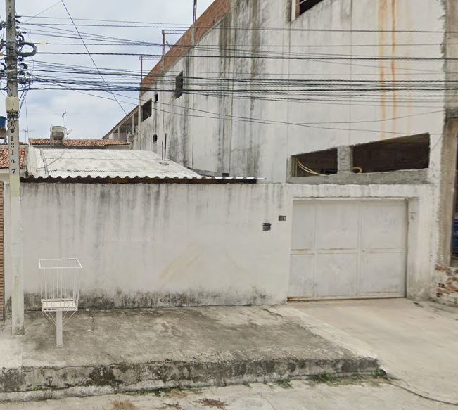 Casa em Olinda, Ouro Preto, Rua Maria Augusta de Franca Ferreira , 31 Lt 31 da Qd D39 - Ouro Preto, PE. Área: 47.74m2