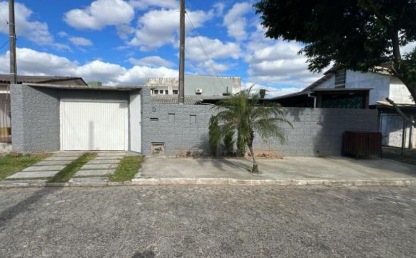 Casa em Criciúma, Vila Francesa, Rua Ary Faraco , 45 Lt 3 da Qd 5 - Vila Francesa, SC. Área: 69.08m2 - imagem 0