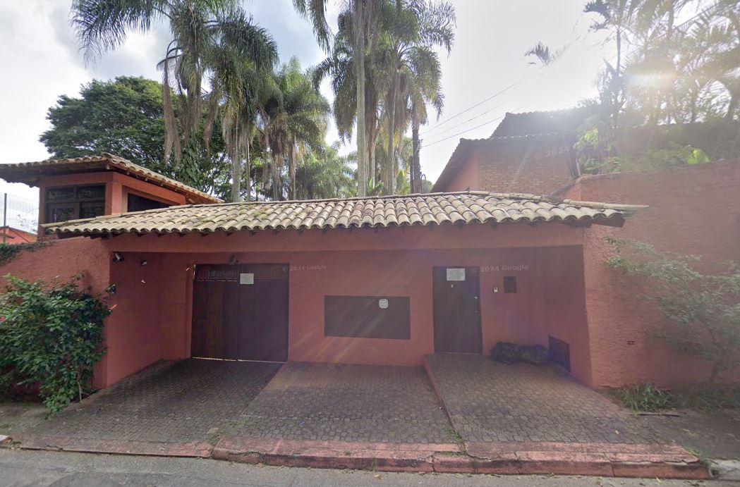 Casa em Cotia, Da Granja Vianna, Rua São João , 79 Lt 31-K da Qd E-1 - Da Granja Vianna, SP. Área: 981.96m2