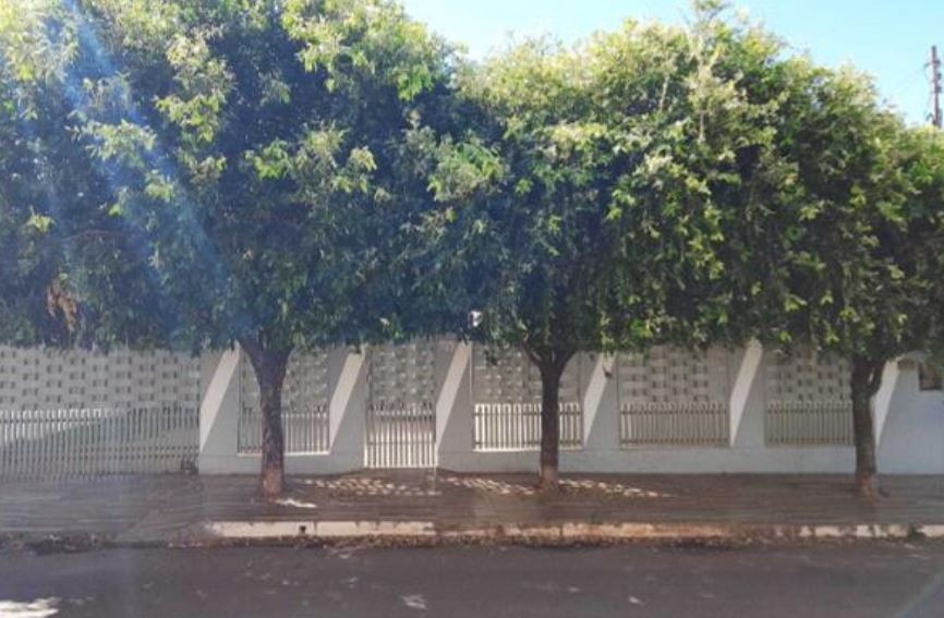 Casa em Várzea Grande, Jd Aeroporto, Rua Augusto Severo , 100 Lt 14 da Qd 24 - Jd Aeroporto, MT. Área: 215.44m2