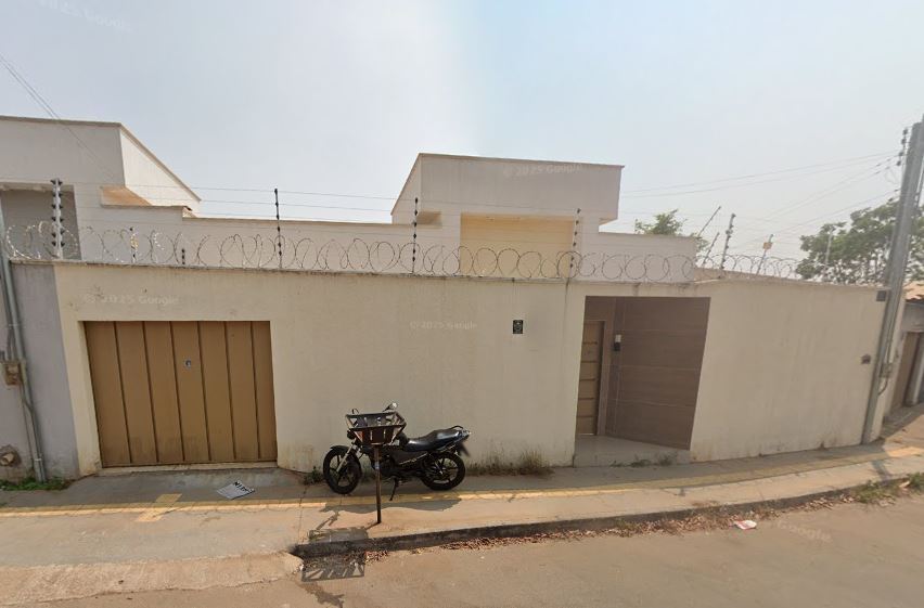 Casa em Aparecida de Goiânia, Jd. Buriti Sereno, Rua Rodolfo Dantas Lt 04 da Qd 289 - Jd. Buriti Sereno, GO. Área: 93.01m2