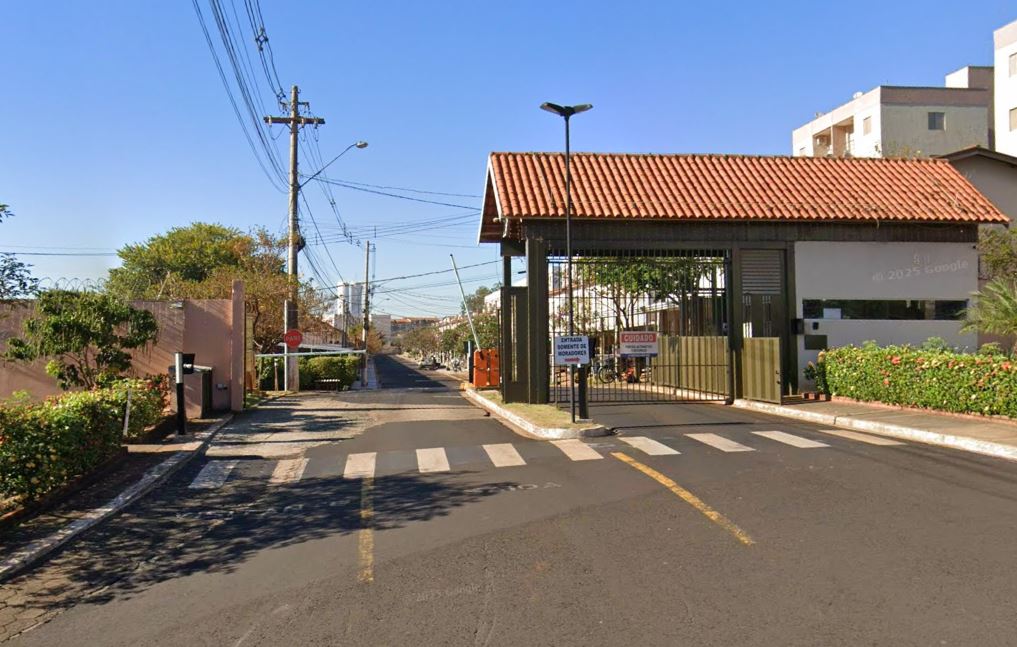 Casa em Ribeirão Preto, Planalto Verd, Av. Virgílio Soeira , 501 casa 280 - Planalto Verd, SP. Área: 65.48m2