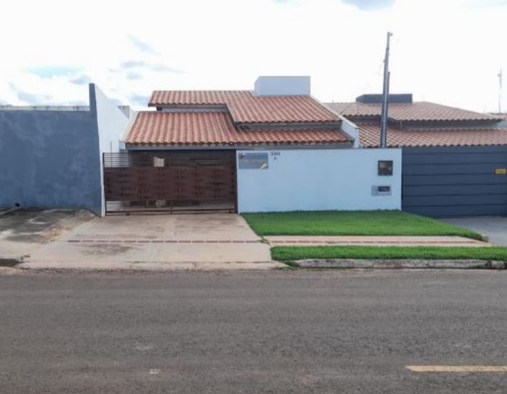 Casa em JD. dos Estados