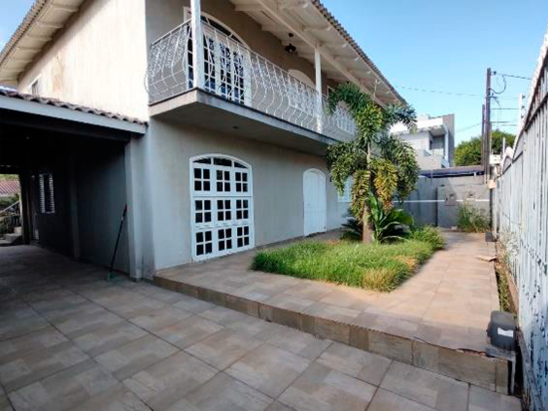 Casa em Foz do Iguaçu, Jardim Canadá II, Rua Nova Iguaçu 698 Jardim Canadá Ii, PR. Área: 266.26m2