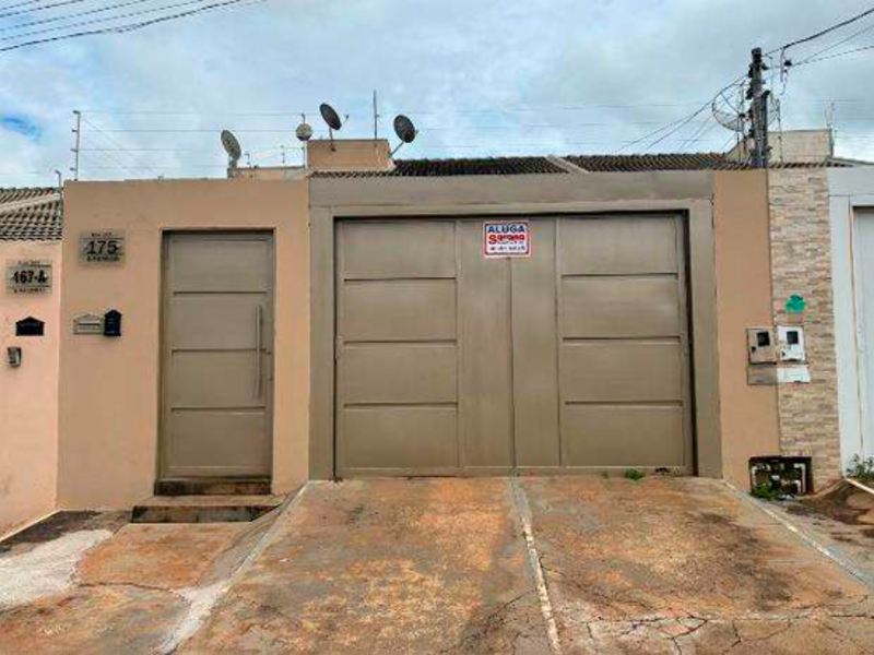 Casa em Catalão, Loteamento Paineiras, Rua 2003 175 (lote 08 Da Quadra 30). Casa Loteamento Paineiras, GO. Área: 119.72m2