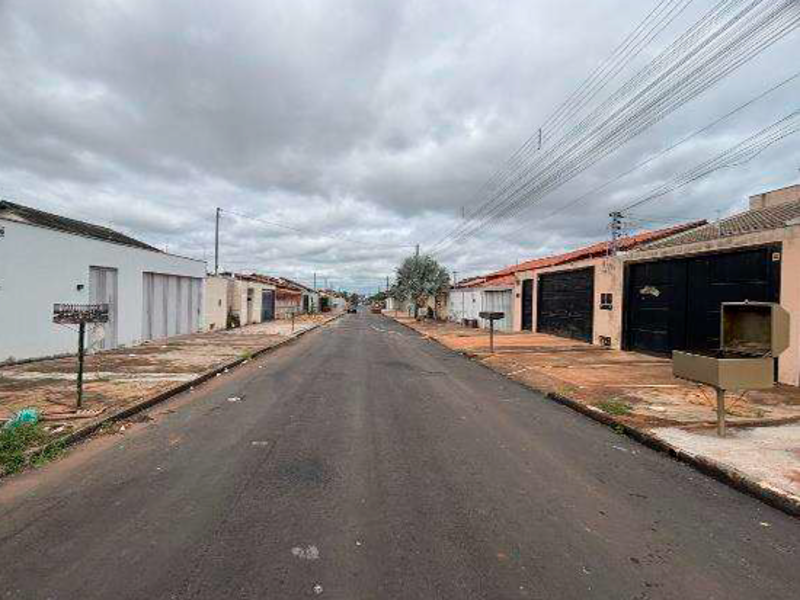 Casa em Catalão, Loteamento Paineiras, Rua 2003 175 (lote 08 Da Quadra 30). Casa Loteamento Paineiras, GO. Área: 119.72m2 - imagem 0