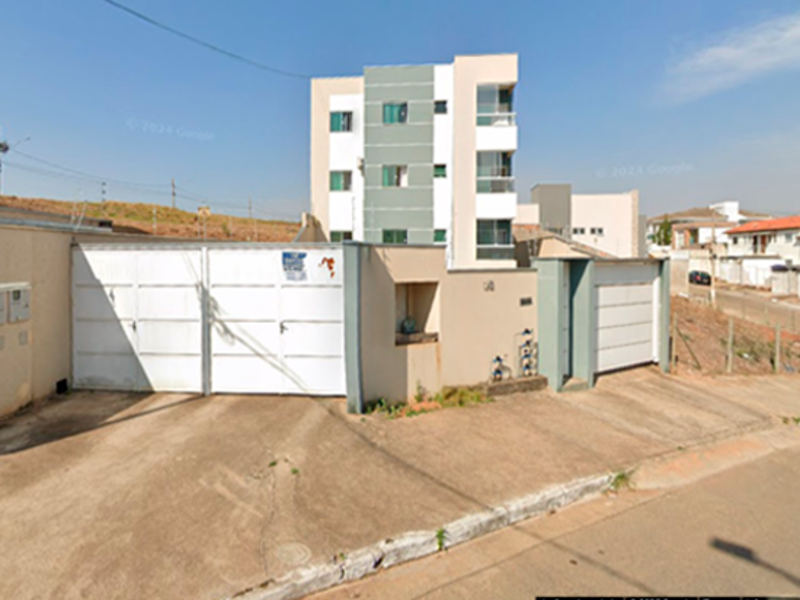 Apartamento em Pouso Alegre, Residencial Santa Branca, Rua Branca Bustamante Stephan 75 Apartamento 302 Residencial Santa Branca, MG. Área: 79.84m2