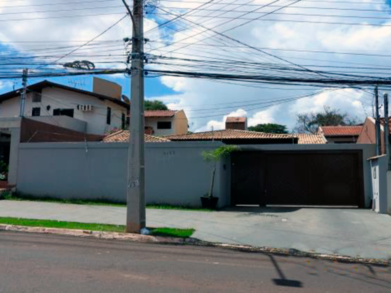Casa em Campo Grande, Vivendas do Bosque, Rua Antônio Maria Coelho 5.177 Lt. 09 Da Qd. 06 Vivendas Do Bosque, MS. Área: 252.37m2