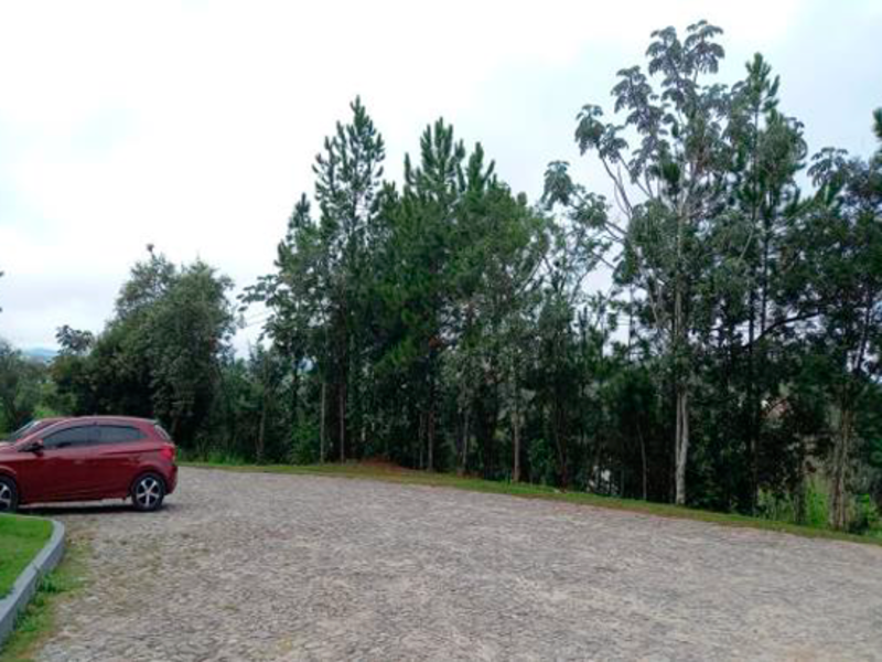 Terreno em Jacareí, De São Sebastião, Rua Ipê Do Lago Sn (lote 02 Da Quadra R) De São Sebastião, SP. Área: 2436.76m2 - imagem 0
