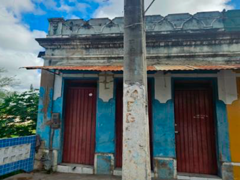 Casa em Santa Inês, Centro, Rua Domingos Bevenuto Sn Prédio Comercial Centro, BA. Área: 49.71m2
