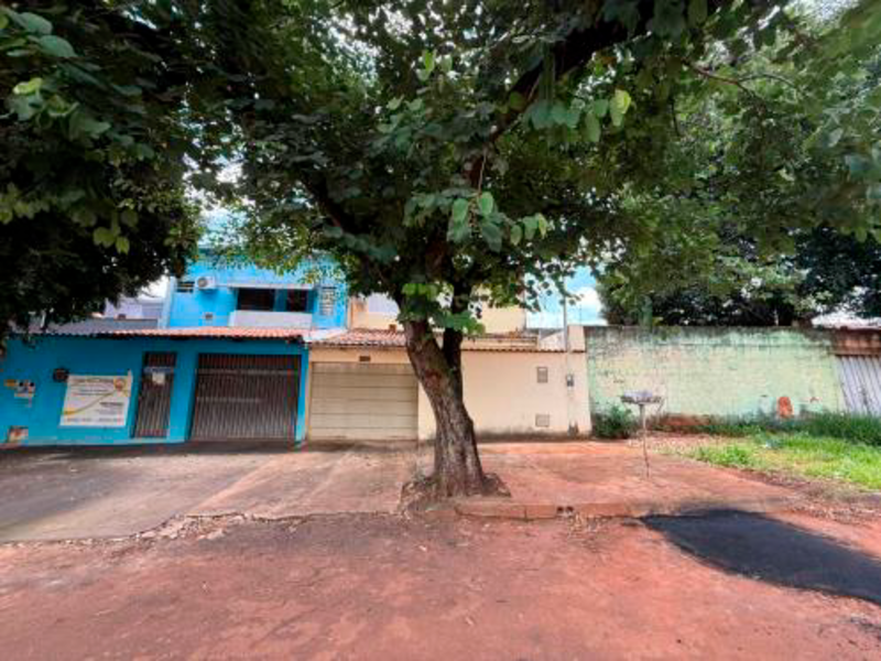 Casa em Goiânia, Setor Pedro Ludovico, Rua 1.002 Sn Condomínio Edifício Setor Pedro Ludovico, GO. Área: 165.81m2
