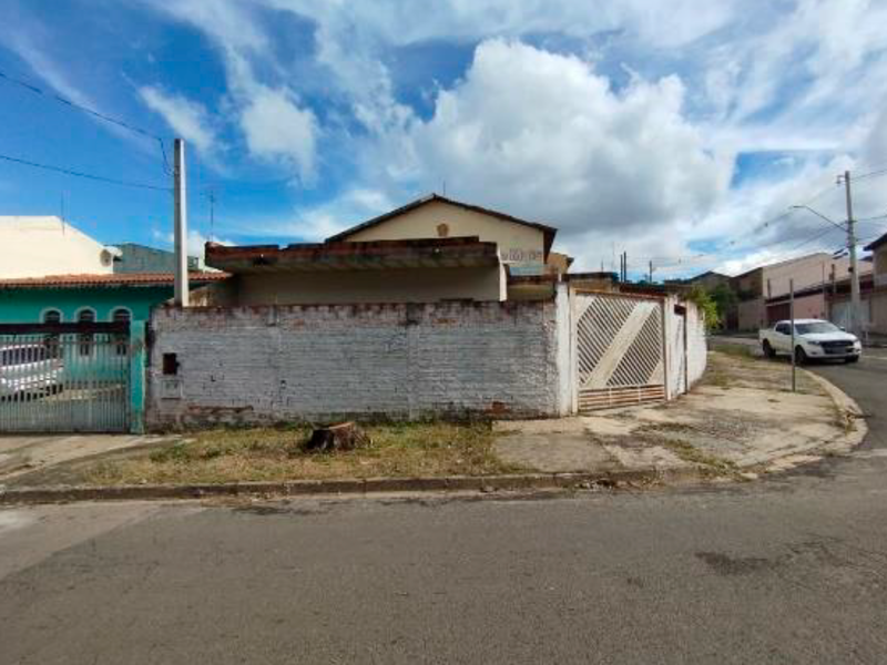 Casa em Campinas, Loteamento Parque Residencial, Rua Dona Esmeralda Oliveira Mathias 752 (lote 48 Da Quadra D-2) Loteamento Parque Residencial, SP. Área: 101.94m2