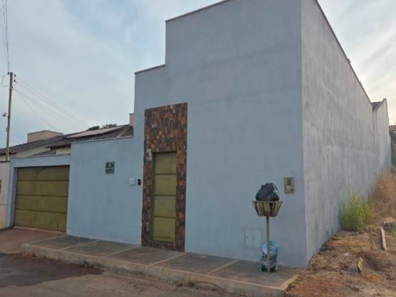 Casa em Pires do Rio, São Francisco, Rua Spartacus S/n (lote 26 Da Quadra 05) São Francisco, GO. Área: 70m2