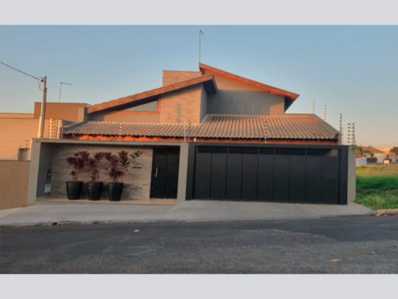 Casa em Catanduva, Parque José Curi, Rua Dr. Wander Pellizzon 335 Parque José Curi, SP. Área: 182.69m2 - imagem 0
