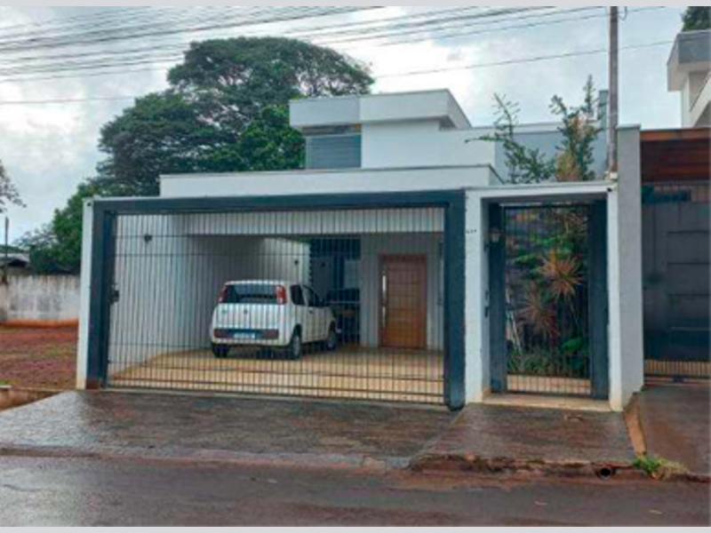 Casa em Mandaguari, Centro, Rua Gumercindo Bortolanza 234 (lote 232-a/c-4) Centro, PR. Área: 195m2