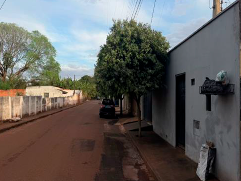 Casa em Ituiutaba, Jerônimo Mendonça, Rua Francisco Araújo 226 (lote 06 Da Quadra 09) Jerônimo Mendonça, MG. Área: 126m2
