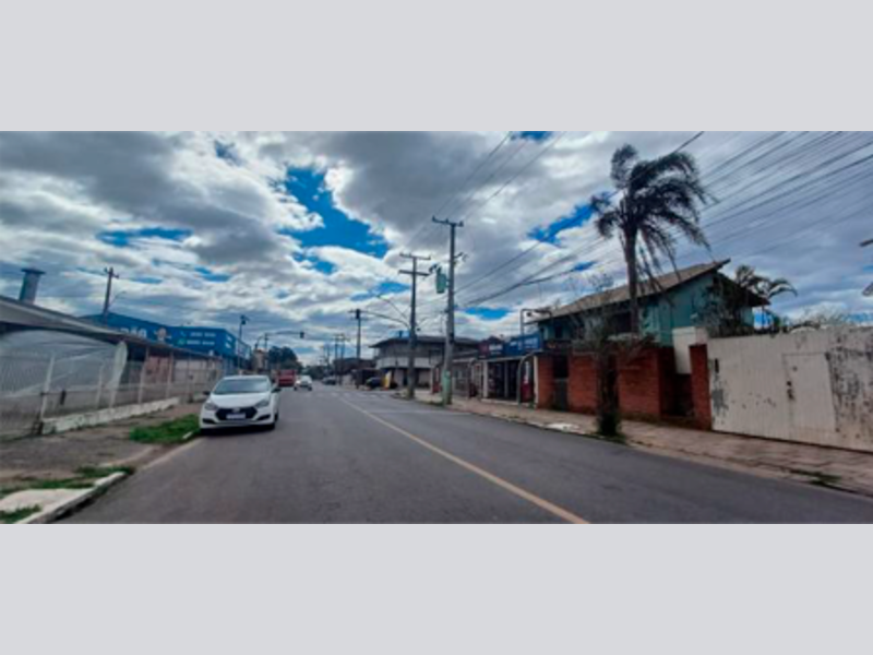 Casa em Canoas, Rio Branco, Rua Pistóia 38 Rio Branco, RS. Área: 232.28m2
